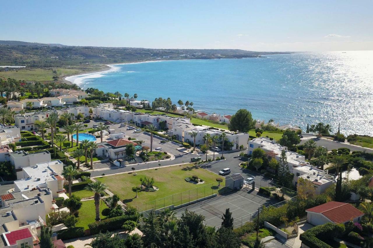 Coral Bay Suite Cyprus Exterior photo