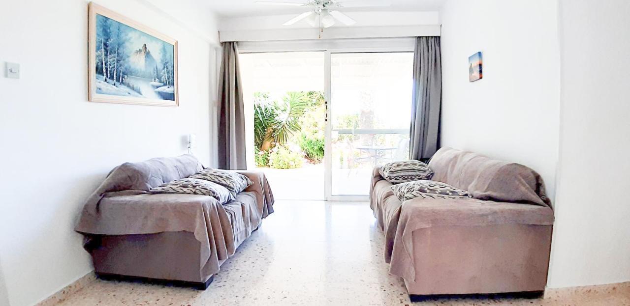 Coral Bay Suite Cyprus Exterior photo